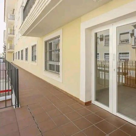 Alojamiento Con Piscina Y Parking En Sevilla La Algaba Exterior photo